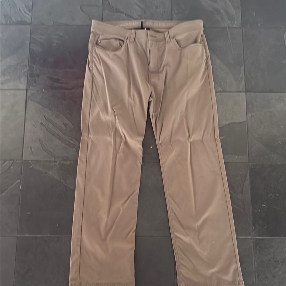 Men's Tan Pants
